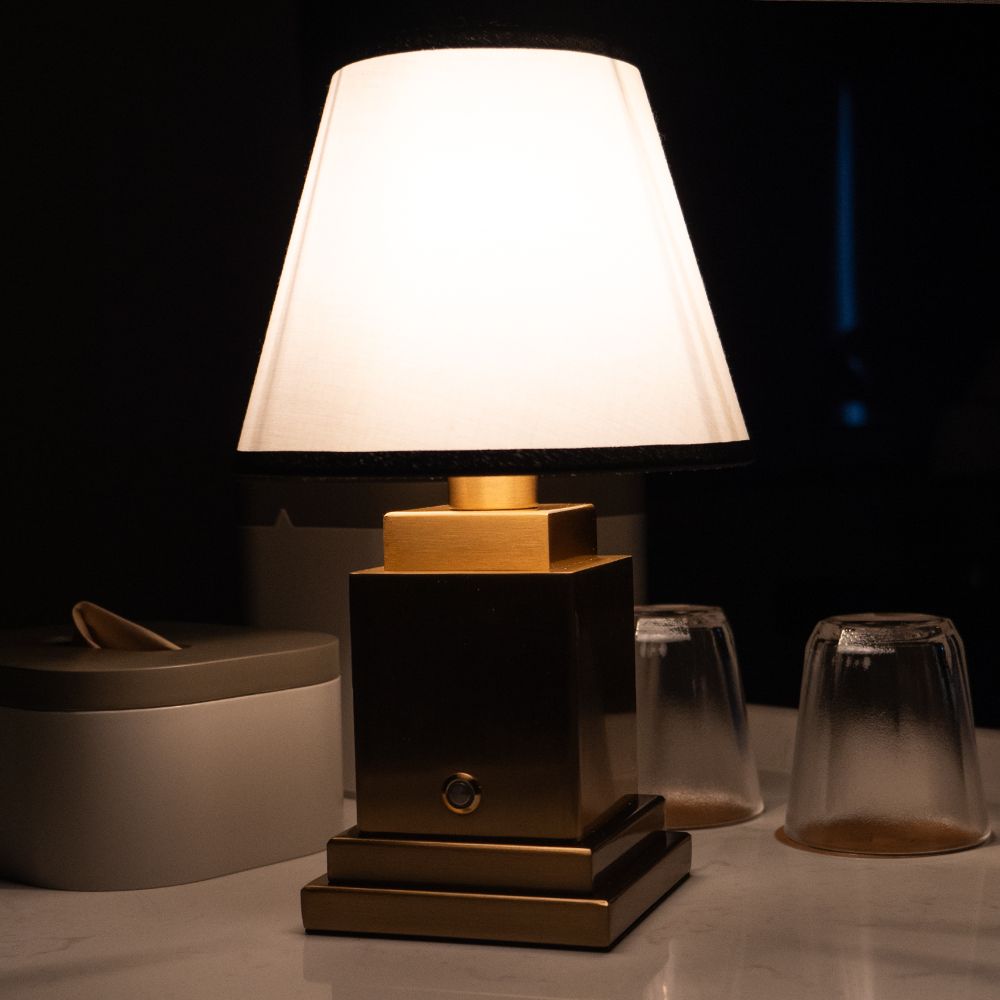 affordable table lamp