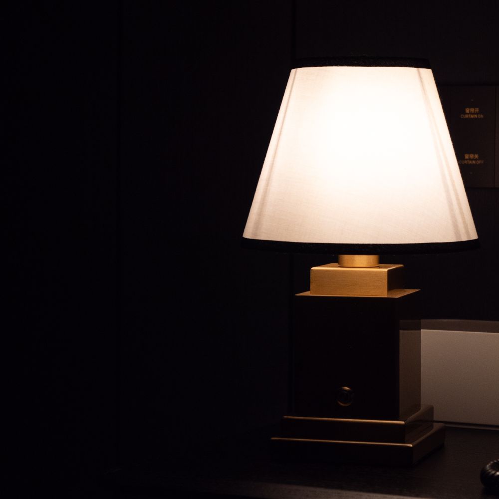 luxury table lamp
