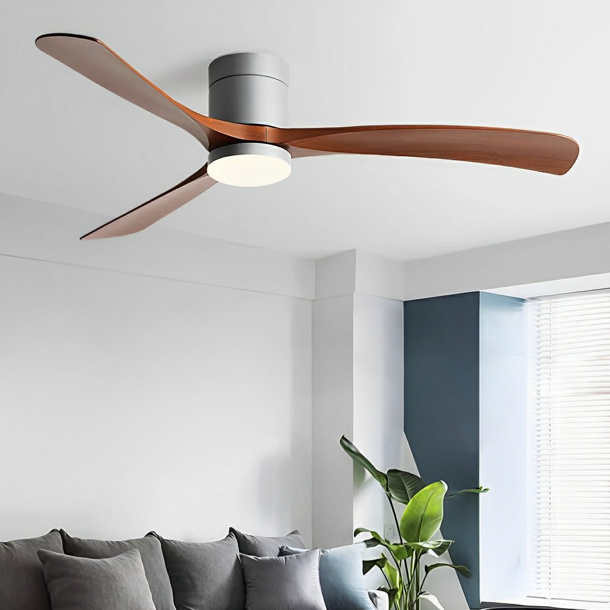 Modern 6-Speed Reverse Frequency Fan Light