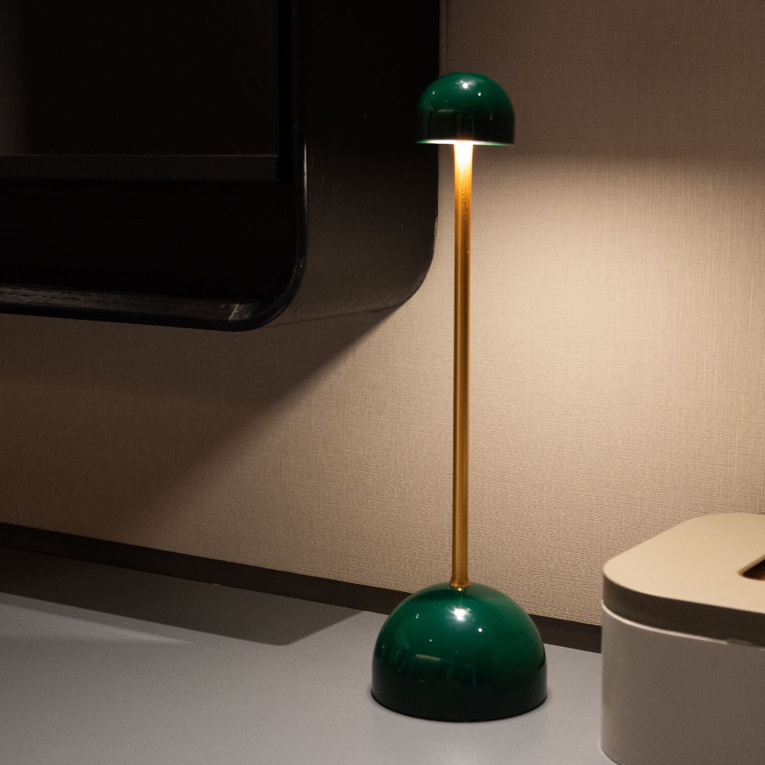 rechargeable lamp