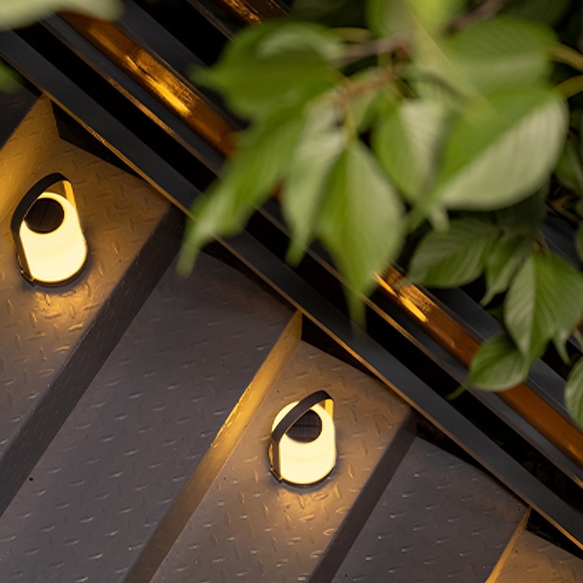 Solar Waterproof LED Outdoor Table Lamp Rechargeable