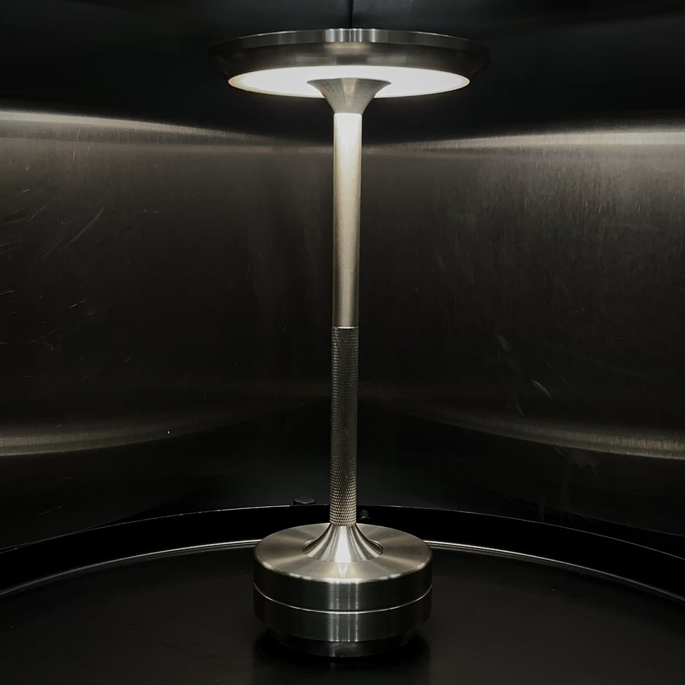 thin modern lamp