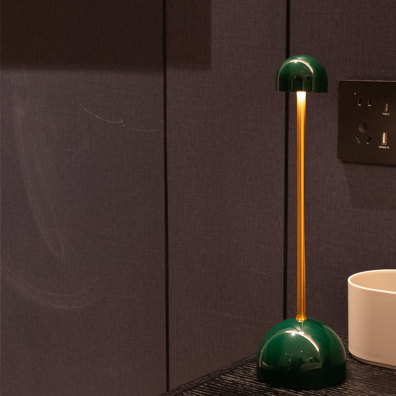 touch lamp