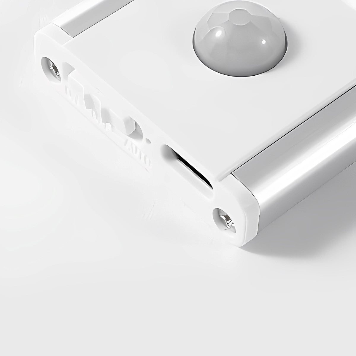 Intelligent Ultra-thin Dimmable Motion Sensor Wireless Strip LED Cabinet Light