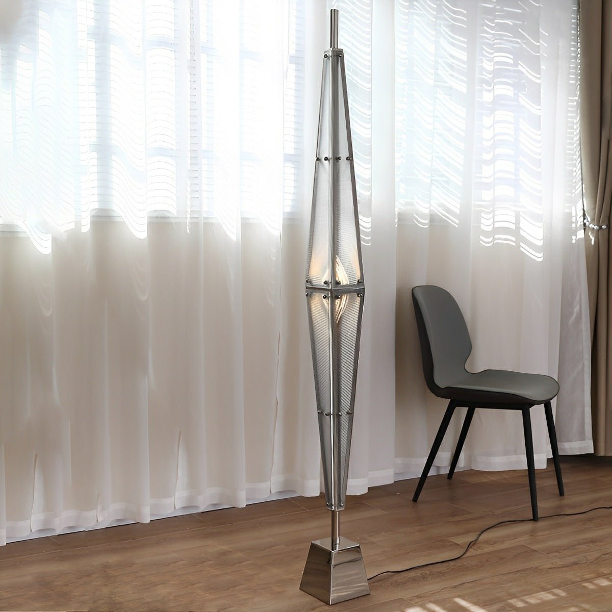 Modern Minimalist Diamond-Shaped Dimmable LED Floor Lamp