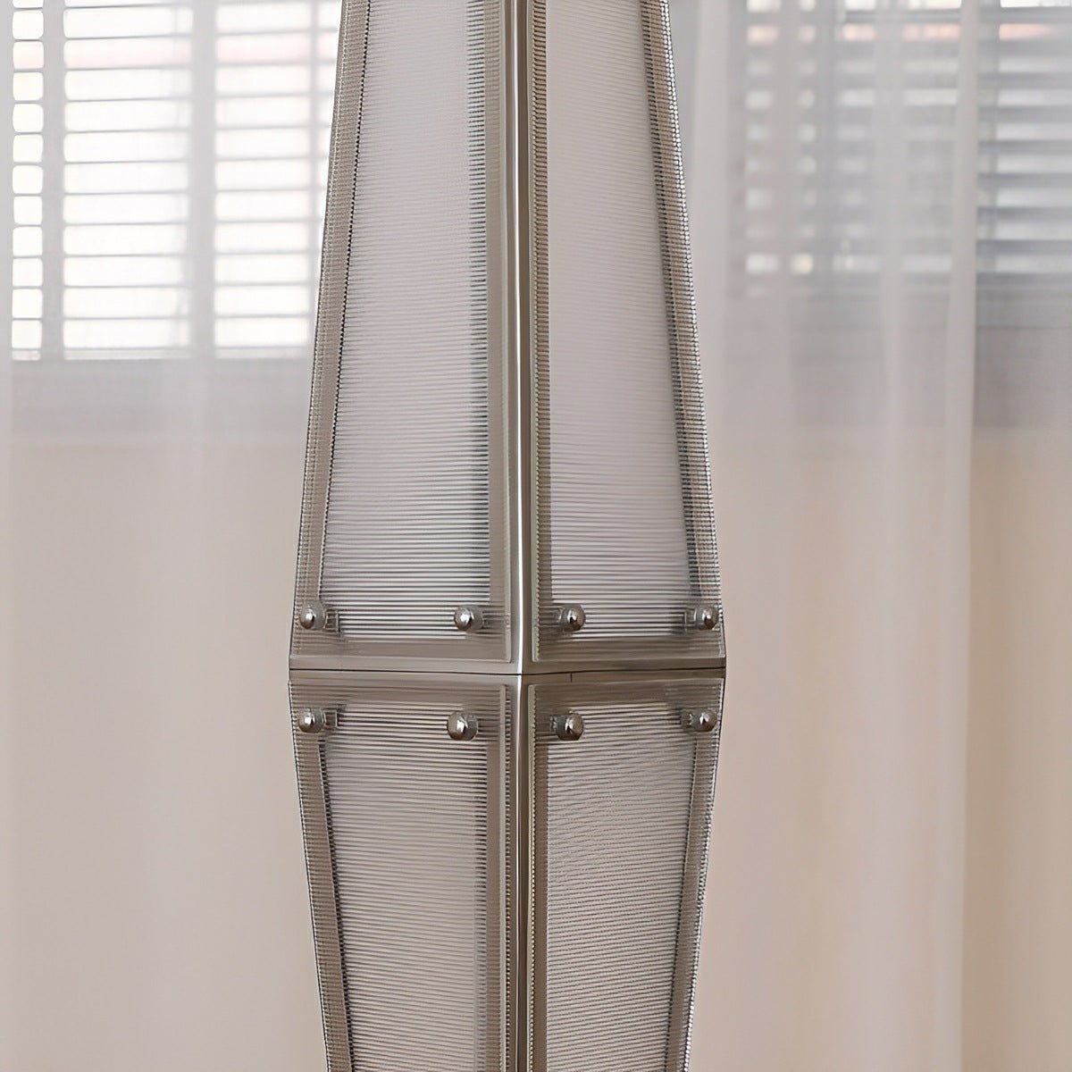Modern Minimalist Diamond-Shaped Dimmable LED Floor Lamp
