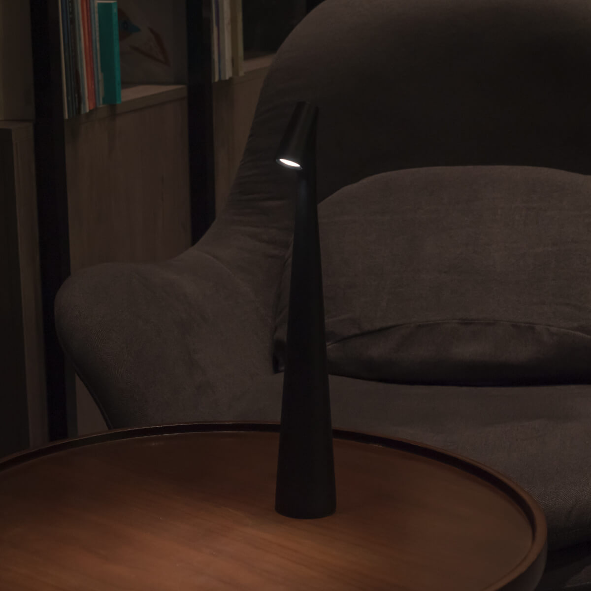 modern sleek table lamps